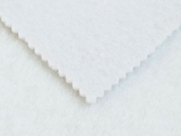 長(zhǎng)絲土工布匹感化織物老化的要素